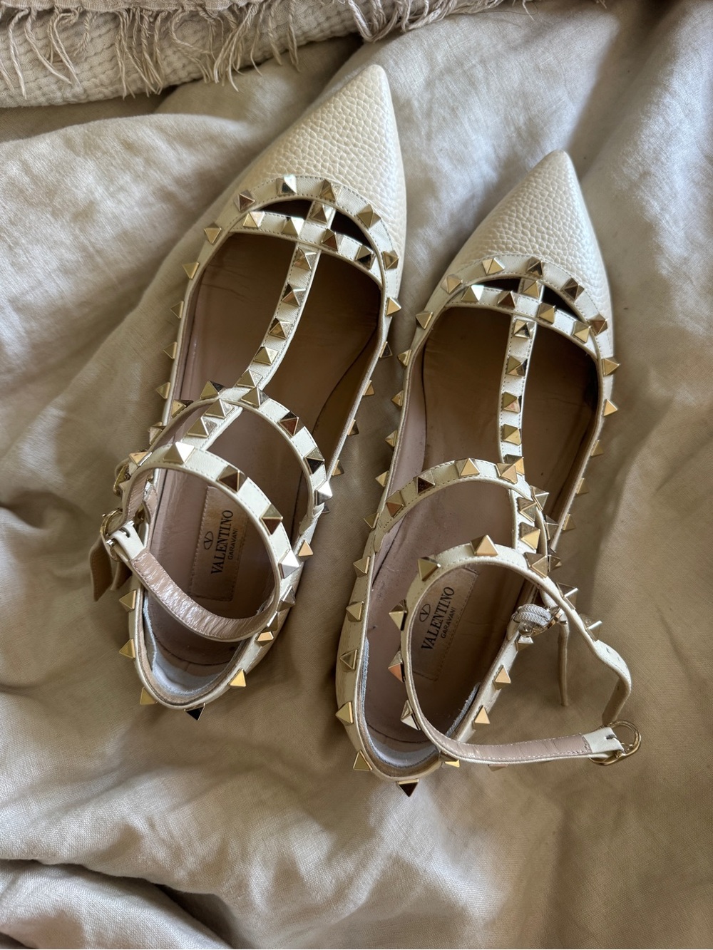 Valentino Garavani Rockstud Ankle Strap Flats – Size 39.5 EU - Picture 4 of 8